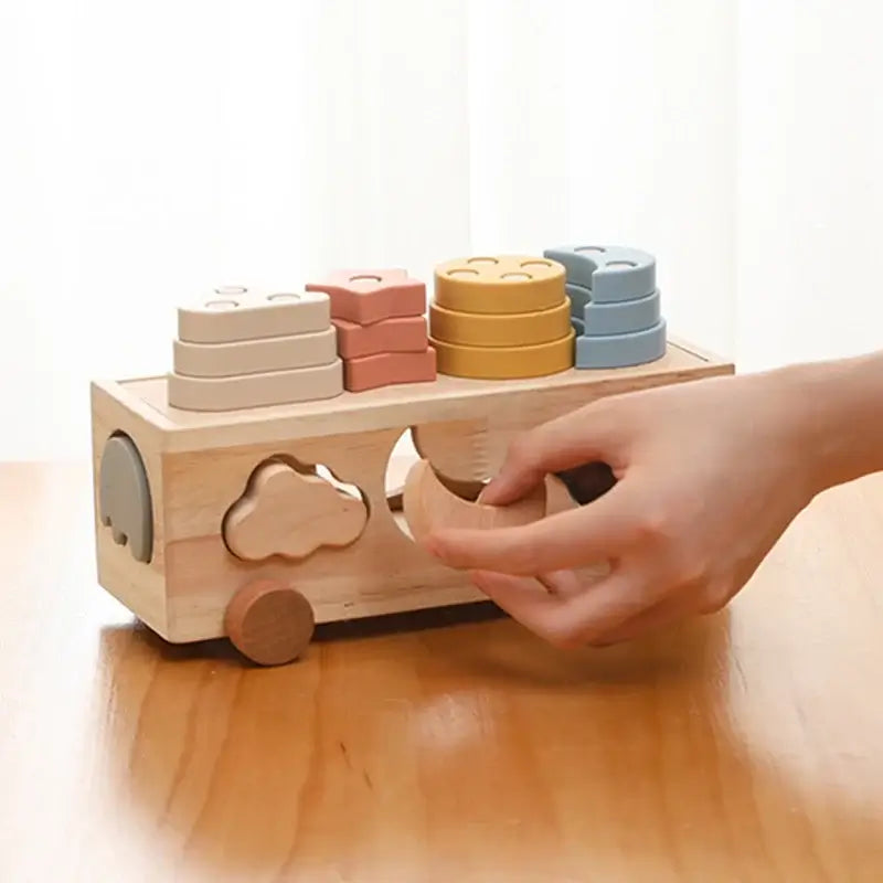 Educational wooden shapes game – For creative discoveries