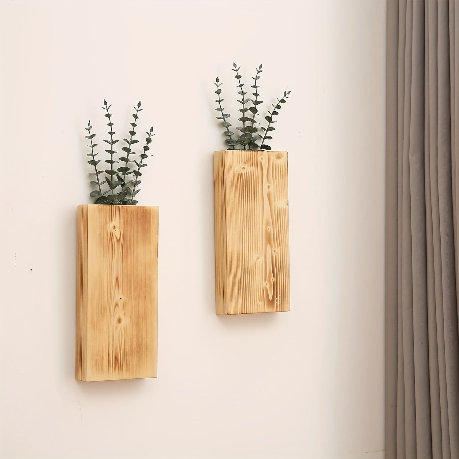 Rustic Wooden Wall Vase - Natural Atmosphere for Every Interior